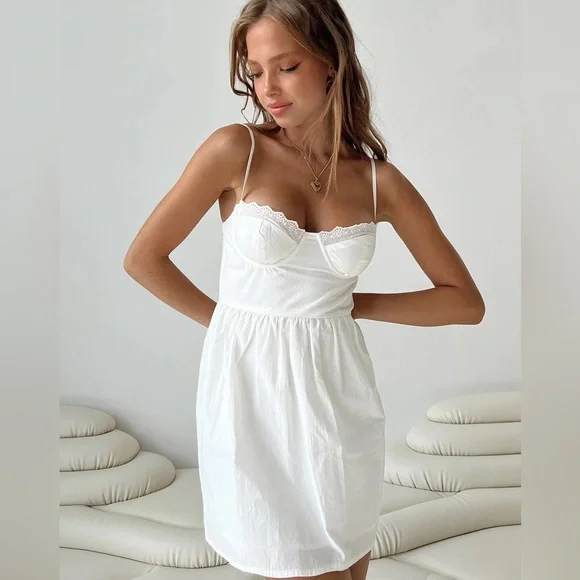 Princess Polly Lyonne Mini Dress, NWT-size 8 - Picture 3 of 9